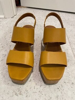 Coclico yellow wedge sandal